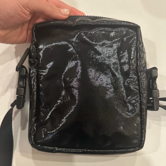 Chanel Sport Line Travel Line Crossbody Shoulder Bag - Picture 4 of 10